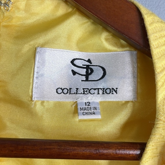 SD COLLECTION Floral Appliqué Yellow Dress Bateau Neck Brocade Tailored Fit 12 - Picture 9 of 13